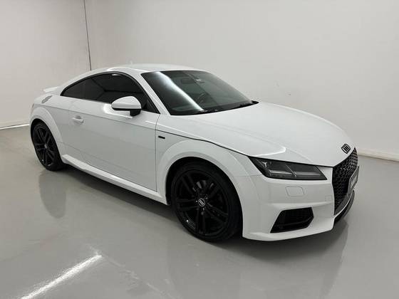 AUDI TT 2.0 TFSI COUPÉ AMBITION 2P GASOLINA S-TRONIC AUDI TT 2.0 TFSI COUPÉ AMBITION 2P GASOLINA S-TRONIC